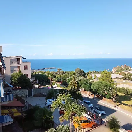Carmen * Cefalu